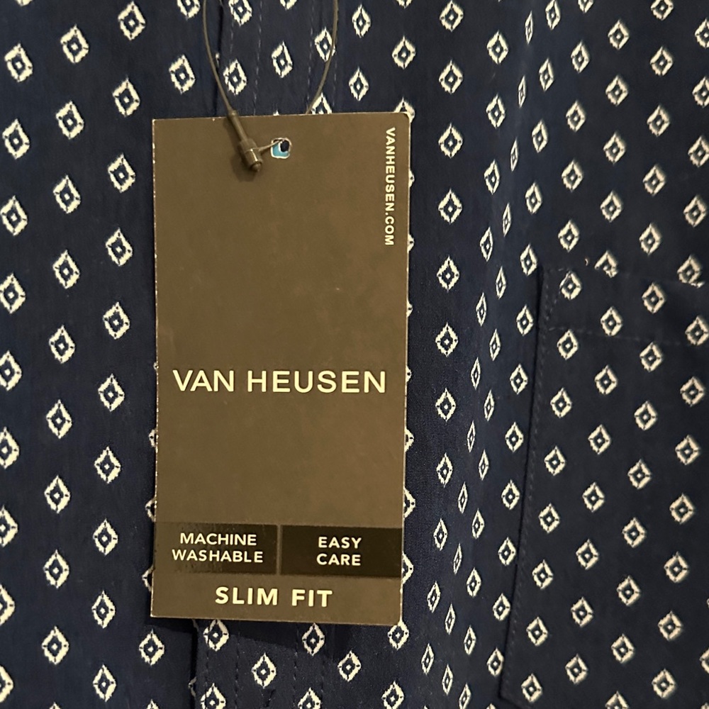 NWT Van Heusen Mens - XXL Never Tuck Navy Blue Patterned Shirt - Picture 5 of 7
